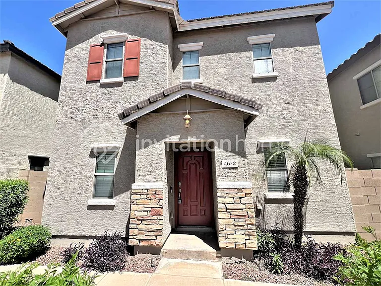 4672 E Olney Ave — Photo 1