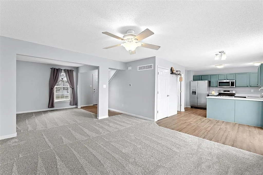 235 John Charles Dr — Photo 4