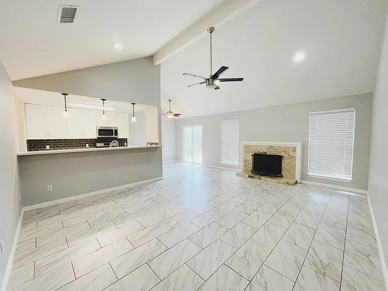 2434 Anthony Hay Ln — Photo 2