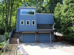 9 Oriole Ln, Lake Oswego, OR