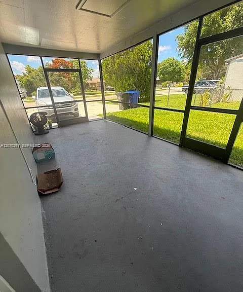 1730 SW 65th Ave — Photo 17