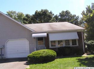 2 Ardsley Ave #B, Manchester Township, NJ 08759