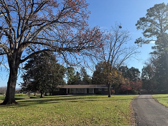 2nd image of 89 Franks Dr