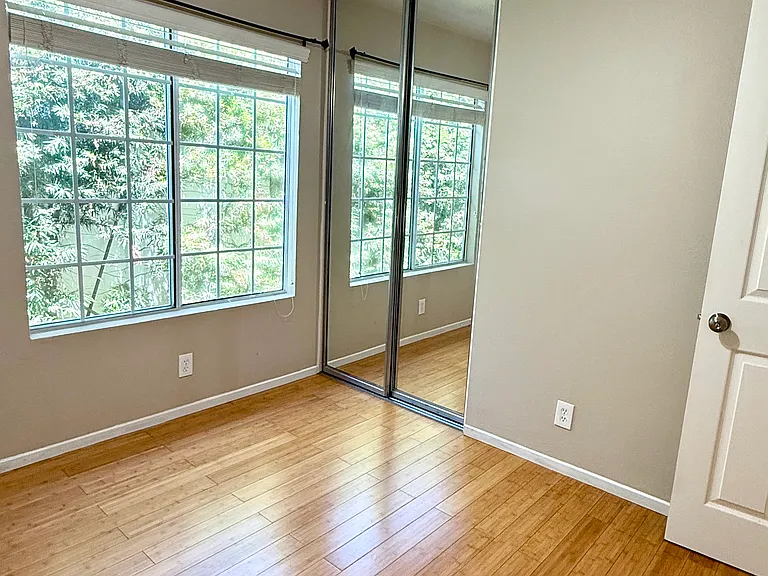 4592 Kimberwick Cir — Photo 15