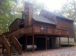 6212 Decker Rd, Bushkill, PA 18324