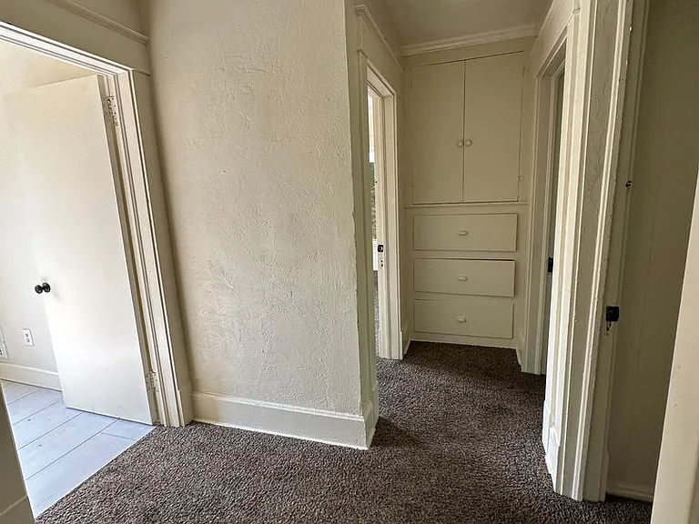 110 Halls Heights Ave — Photo 15