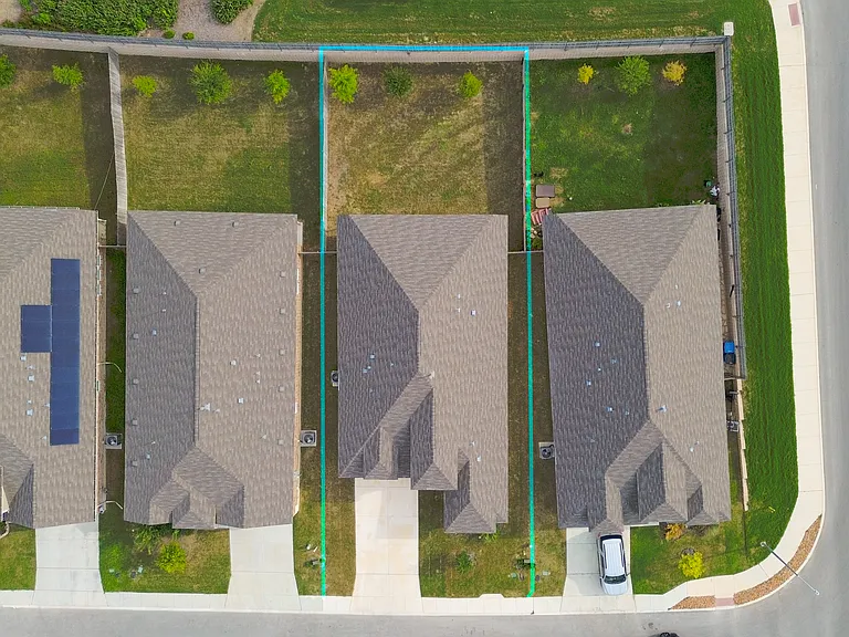 14107 Roller Mls — Photo 27