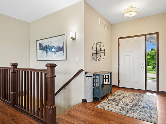 5th image of 1202 Wood Lily Rd