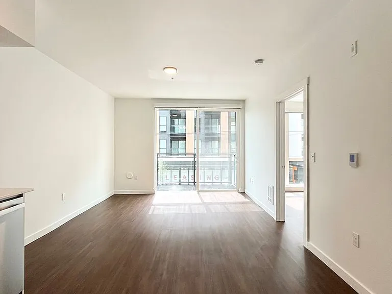 Spur Apartments — Photo 116