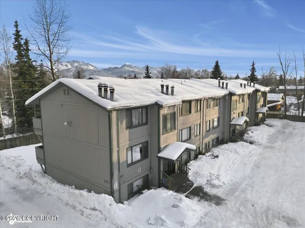 261 McCarrey St Unit 16B, Anchorage, AK 99508