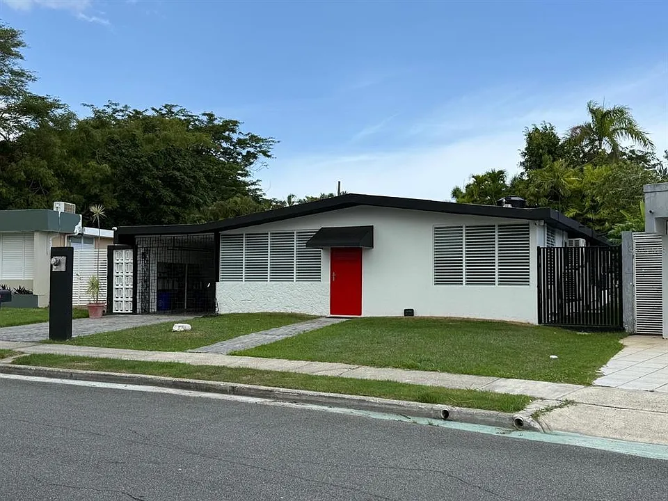 Tintillo Gardens Calle 9 #E-2