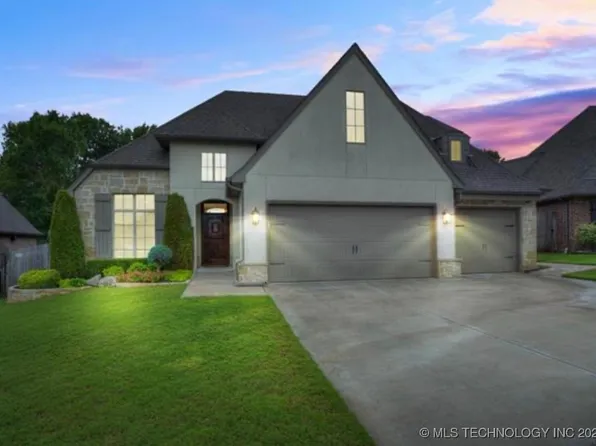 2704 E 140th Pl S, Bixby, OK 74008