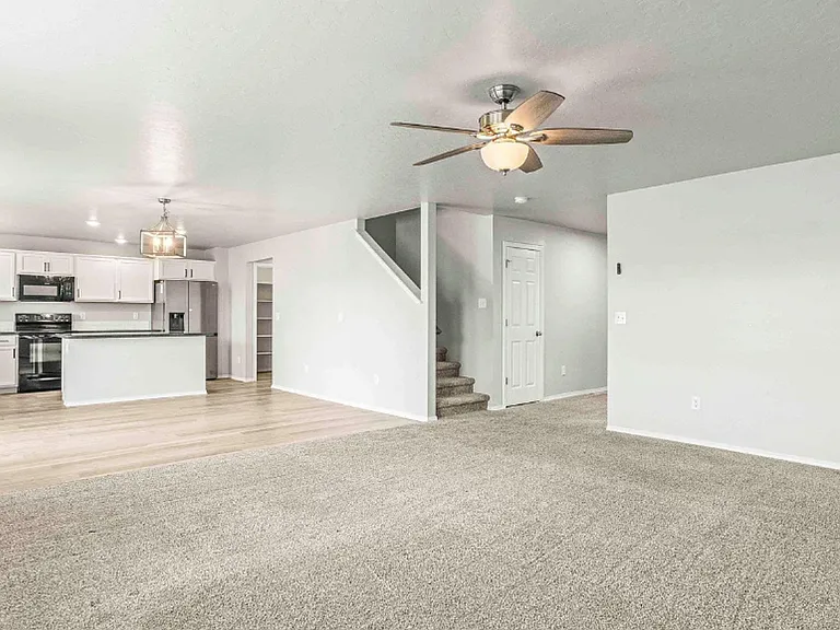 16888 Courtney Way — Photo 10