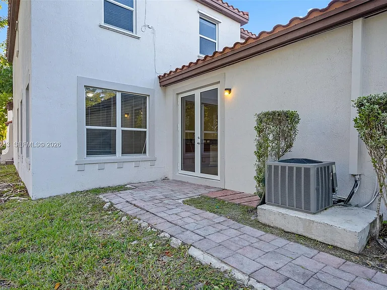 9243 SW 170th Ave — Photo 26