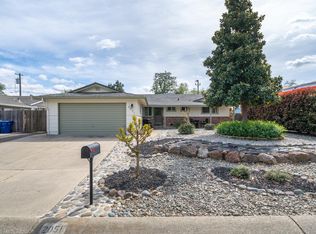 2051 Glenrose Dr, Redding, CA 96001