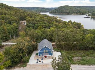 146 Mohican Ln, Lampe, MO 65681