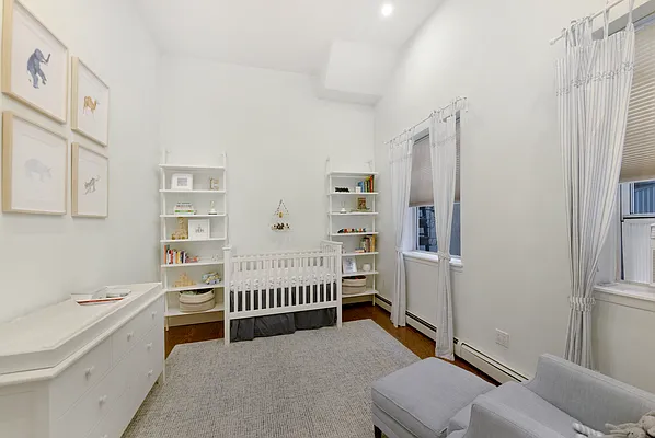 Sold by Compass | media 26