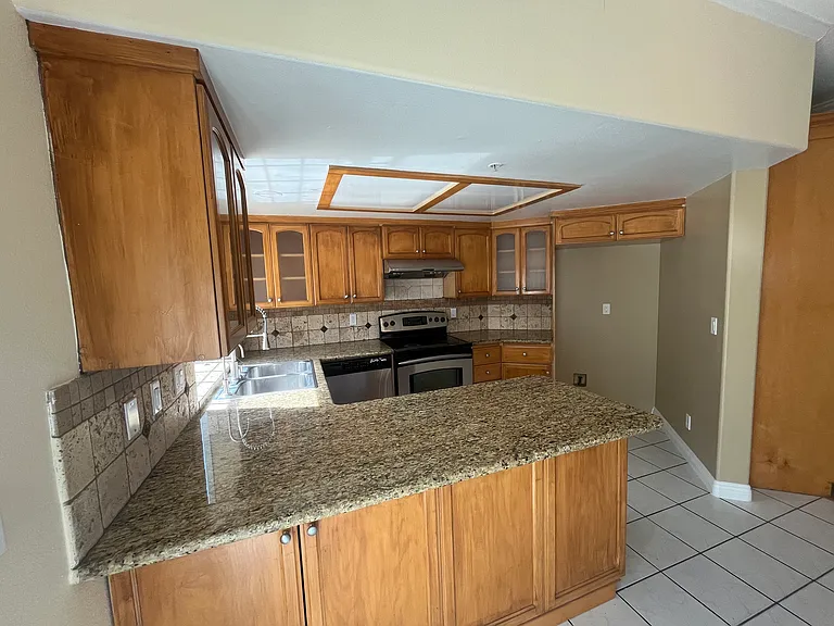 130 Fano St #A — Photo 20