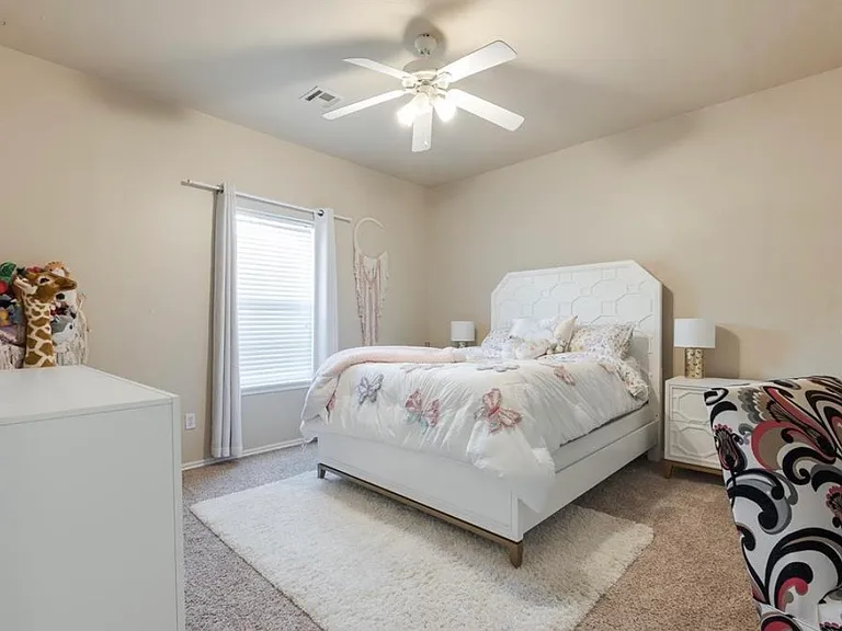 12700 Sutton Hill Rd — Photo 31
