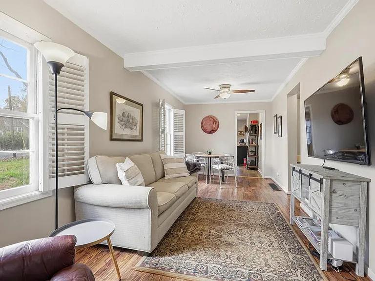 1474 Brooklyn Ave NW — Photo 3