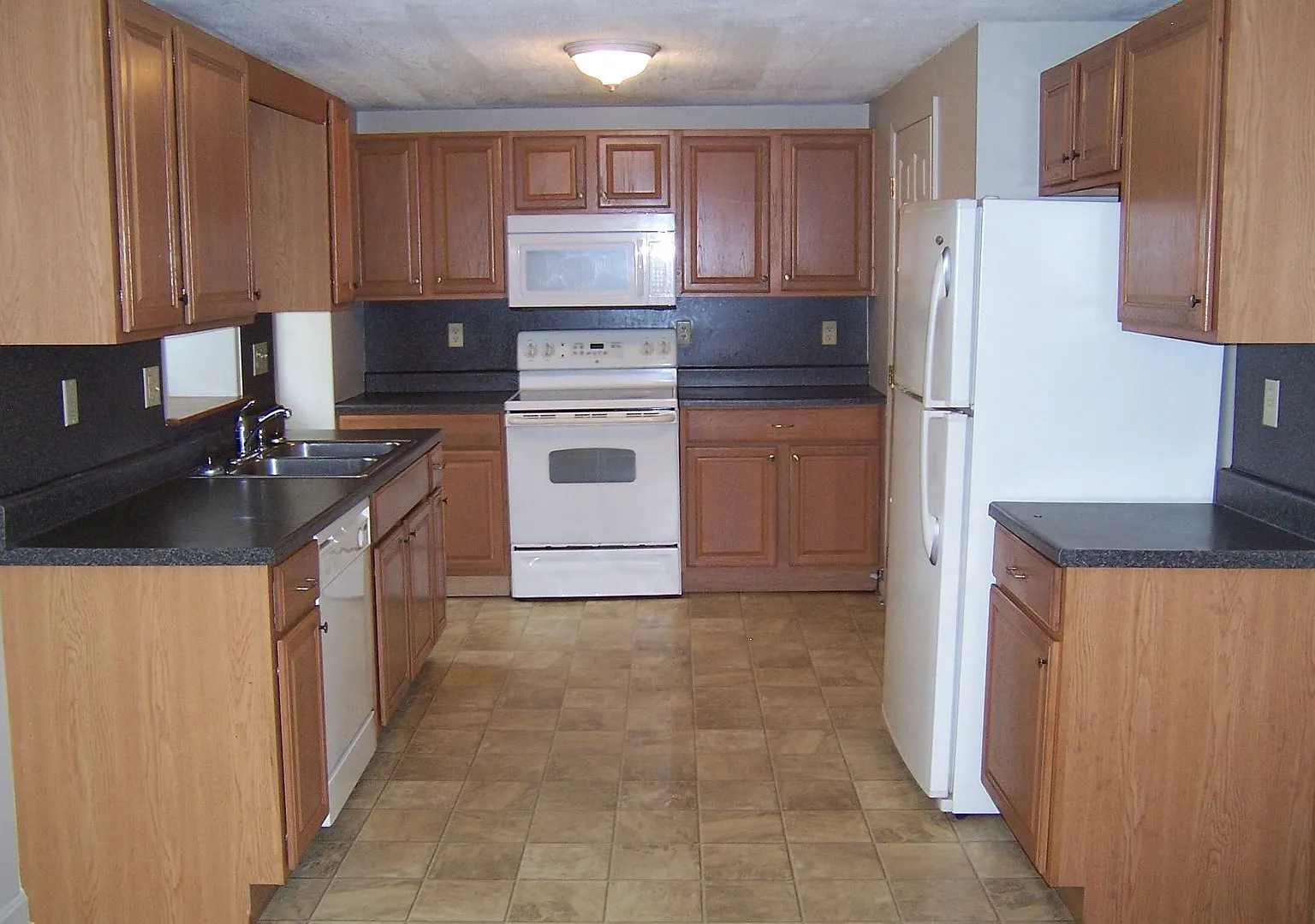 Lovely Duplex Home — Photo 4