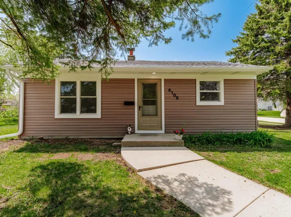 6105 South Robert AVENUE, Cudahy, WI 53110