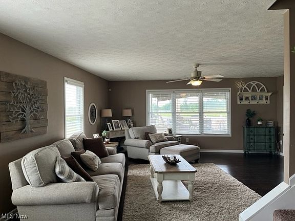 3rd image of 605 Township Road 1275