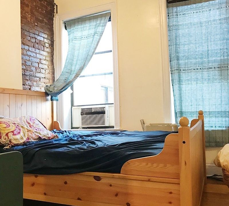 2nd image of 371 S 4th St #2N