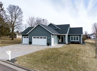15 Royal Crest Dr, Rice Lake, WI 54868
