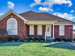 7713 Hepatica Dr, Louisville, KY 40258