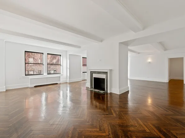 1085 Park Avenue 2B image 2 of 10