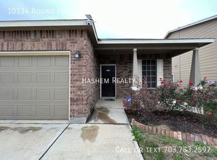 10134 Round Rdg, San Antonio, TX 78254