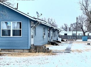 204 W Weaver Ave, Johnson, KS 67855