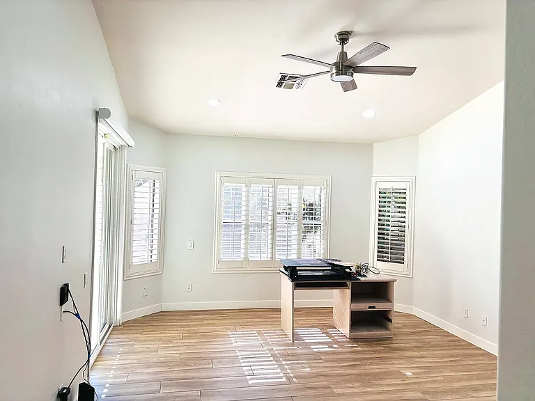 5311 E Danbury Rd — Photo 15