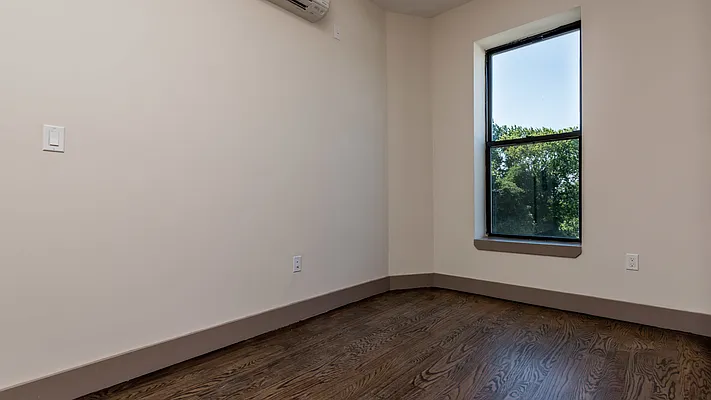 Rented by Nooklyn NYC LLC | media 14