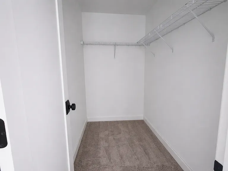 107 Spring View Ln — Photo 37