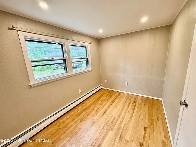 1111 Hillcrest Dr — Photo 17
