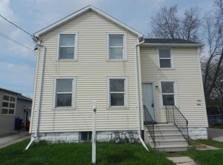 820 1/2 W Packard St, Appleton, WI 54914