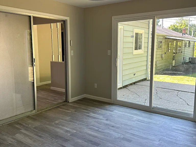 1109 Ranchland Dr — Photo 31