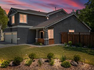 1794 Woodland Ln, Tracy, CA 95376