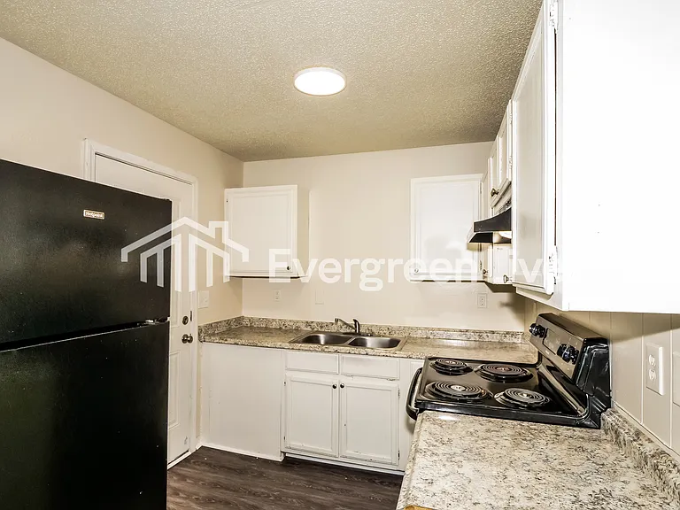 3311 Bestway Dr — Photo 6