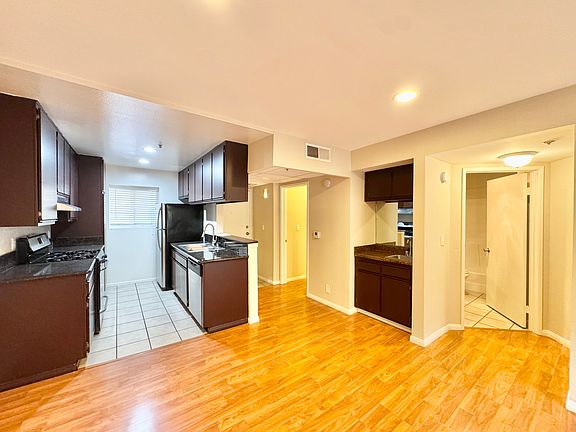 4th image of 8724 Burton Way #103