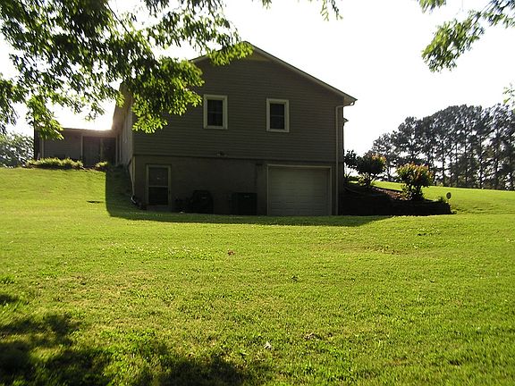 3rd image of 360 Harrington Dr