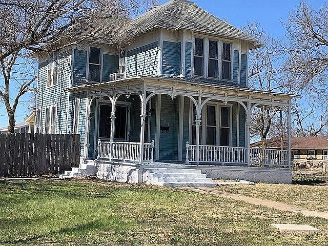 1st image of 204 S Rothsay Ave