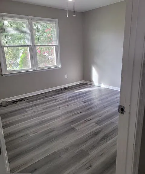 5077 Macnamara Dr — Photo 9