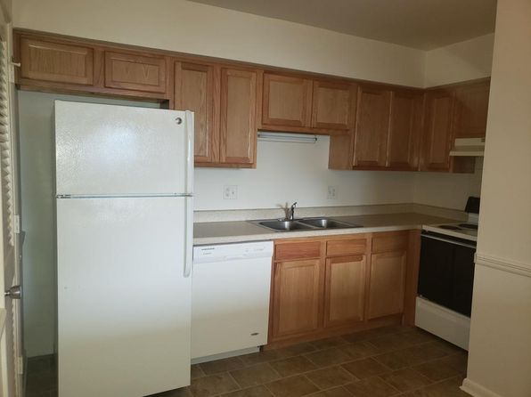 111 Bowman Ave APT 4