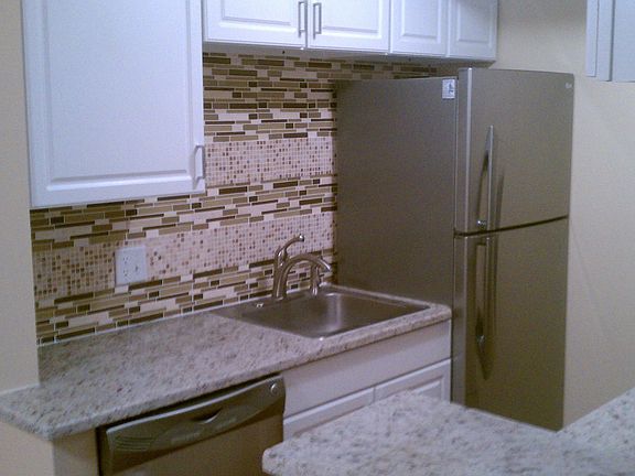 2nd image of 2106 Pauline Blvd APT 104