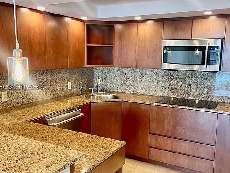 2451 Brickell Ave #6T — Photo 3