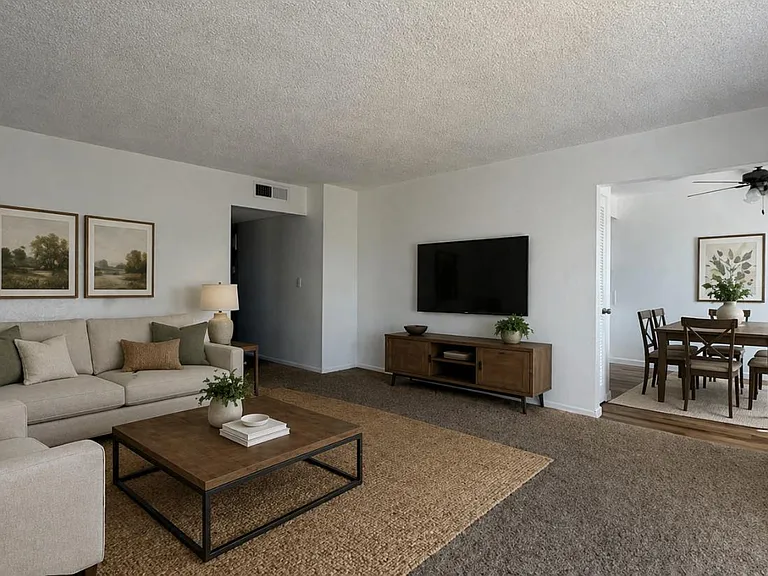 2514 E Andrews Ave — Photo 4