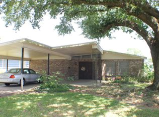 820 W Walnut Ave, Eunice, LA 70535